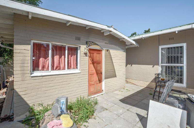 5 Bedroom Property for Sale in Parow North Western Cape